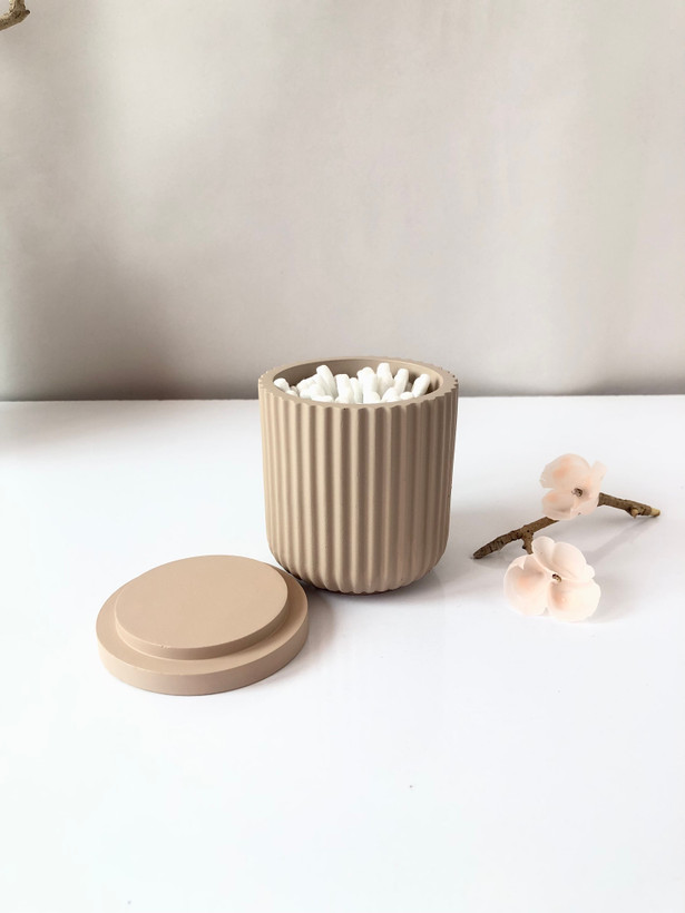 جای گوش پاککن از جنس بتن با طراحی شیاردار