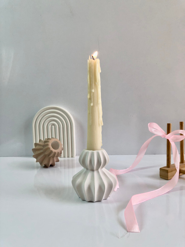 جاشمعی دکوراتیو با خطوط برجسته