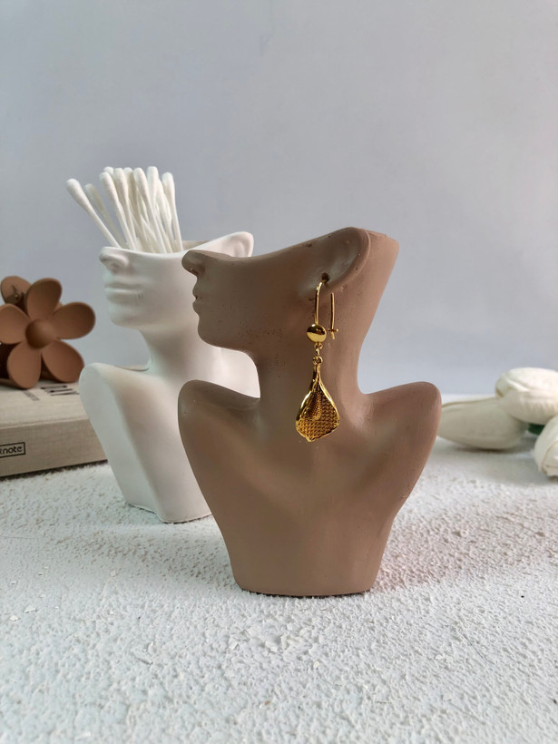 استند چهره نیم رخ بتنی برای عکاسی و دکوری