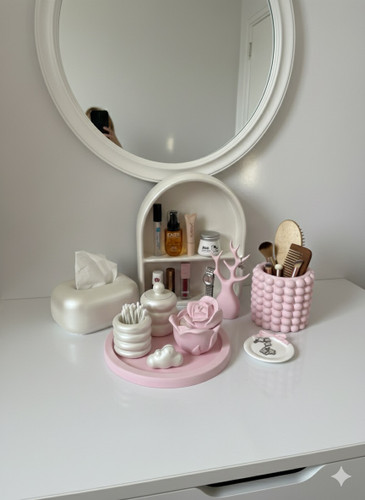 ست آرایشی بتنی صدفی و صورتی با طراحی فانتزی