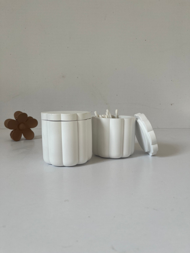 شات گل جای گوش پاککن و پد آرایشی