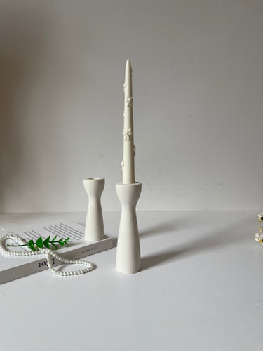 جا شمعی استوانه بتنی مینیمال